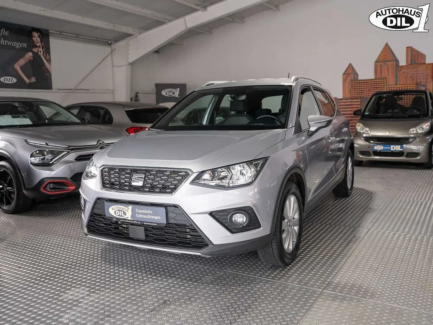 SEAT Arona 1.0 TSI *Xcellence* Argent - 2