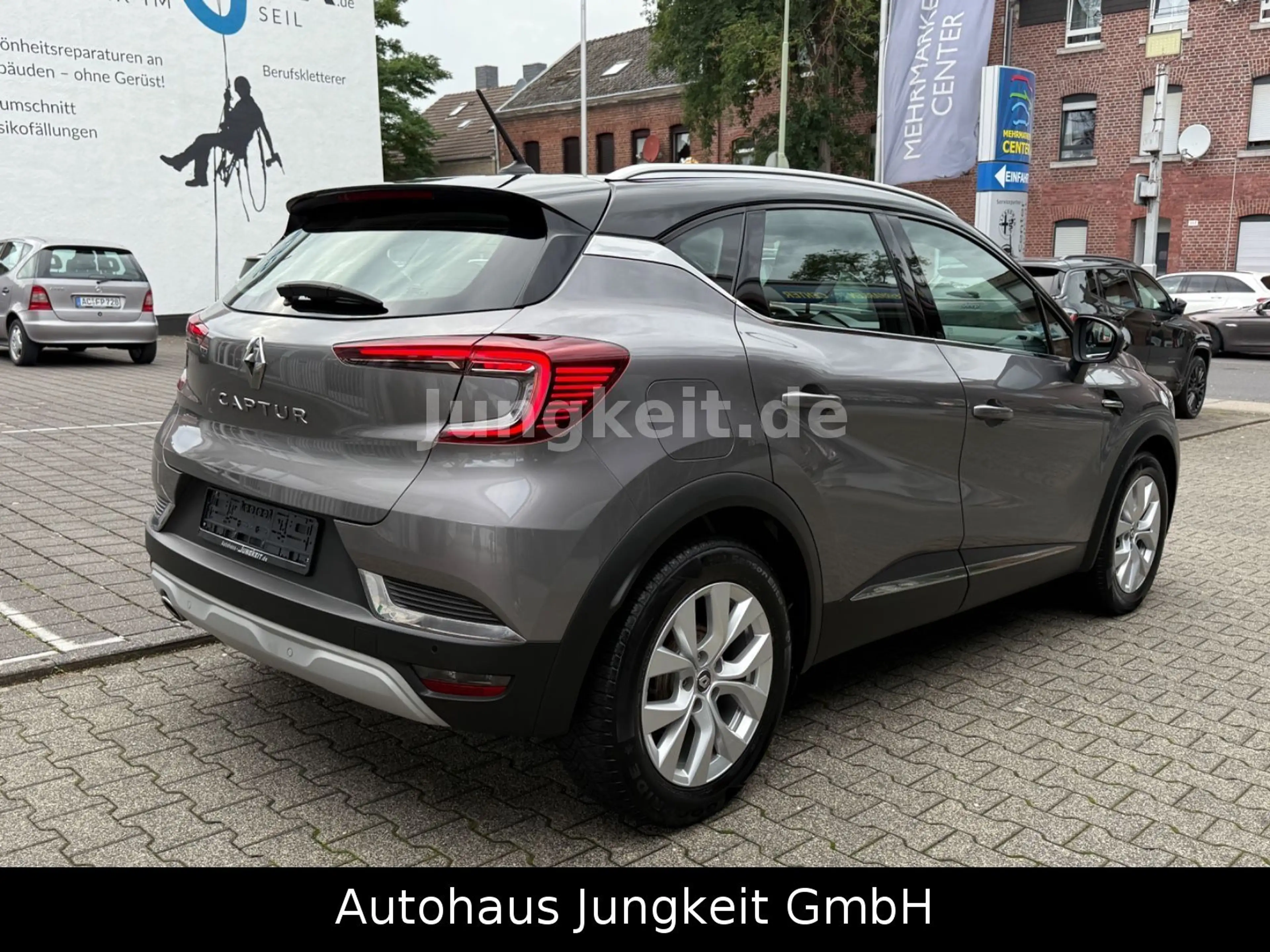 Renault Captur II Intens *R-Kamera*Navi*Euro 6* — photo 5
