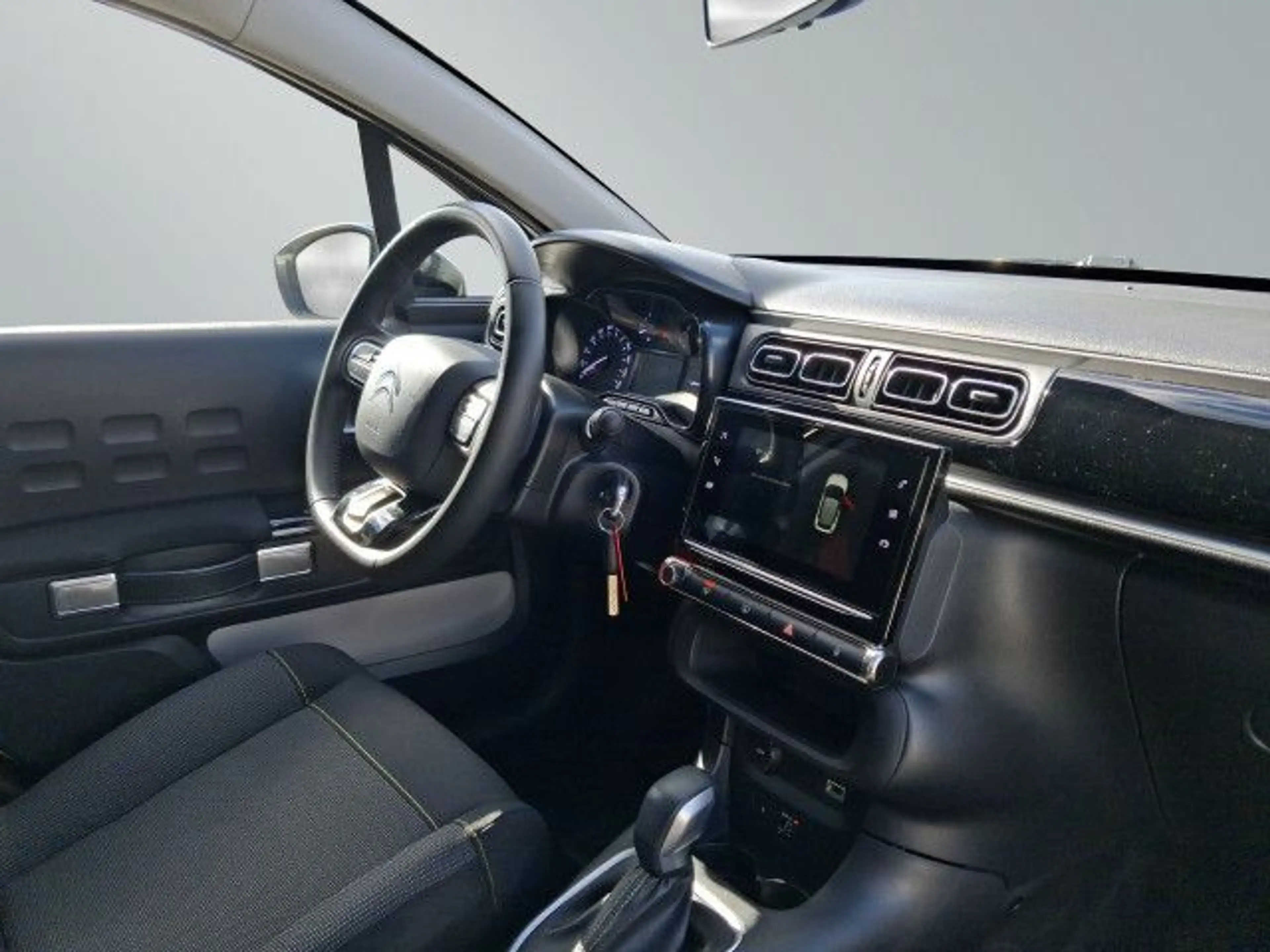 Citroen C35 C3 PT 110 SHINE Automatik Navi LED CarPlay Klima — photo 11
