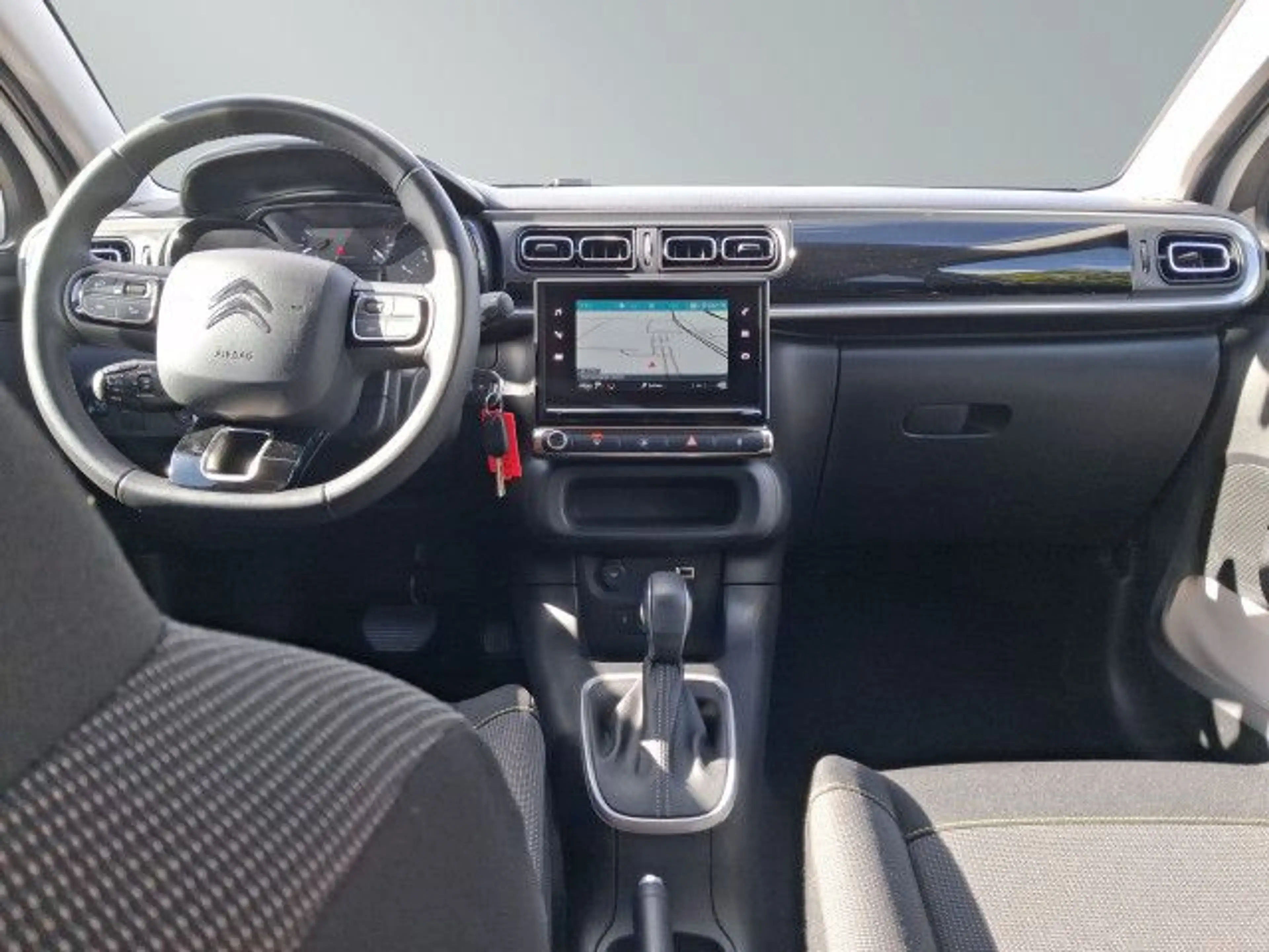 Citroen C35 C3 PT 110 SHINE Automatik Navi LED CarPlay Klima — photo 13