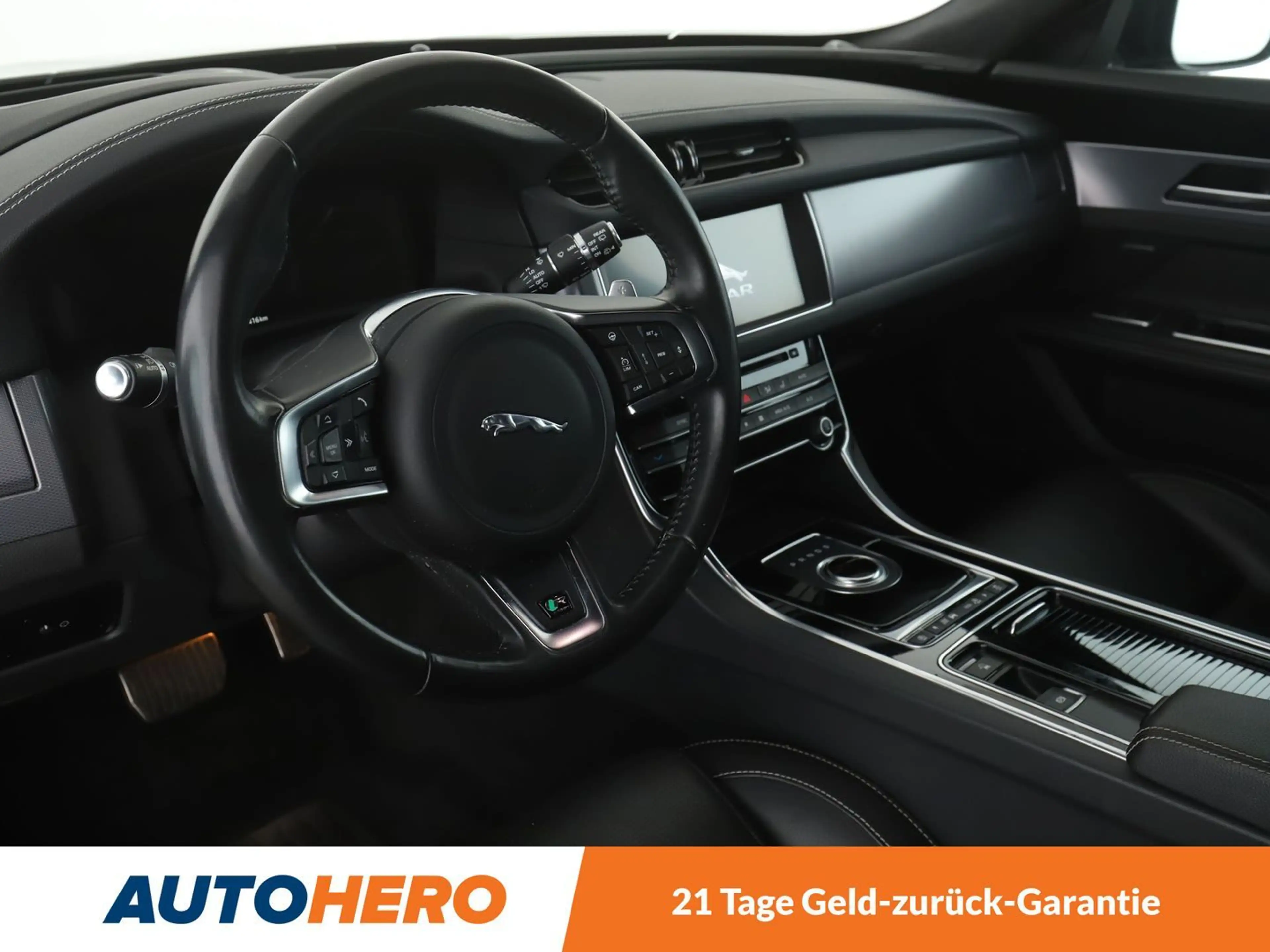Jaguar XF 25t R-Sport Aut.*LED*NAVI*TEMPO*CAM*PDC*KLIMA* — photo 11