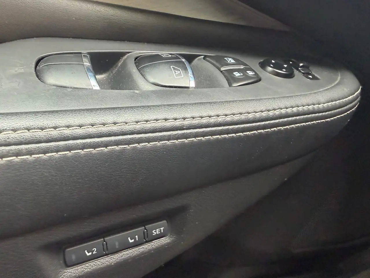 Nissan Murano photo Nissan Murano