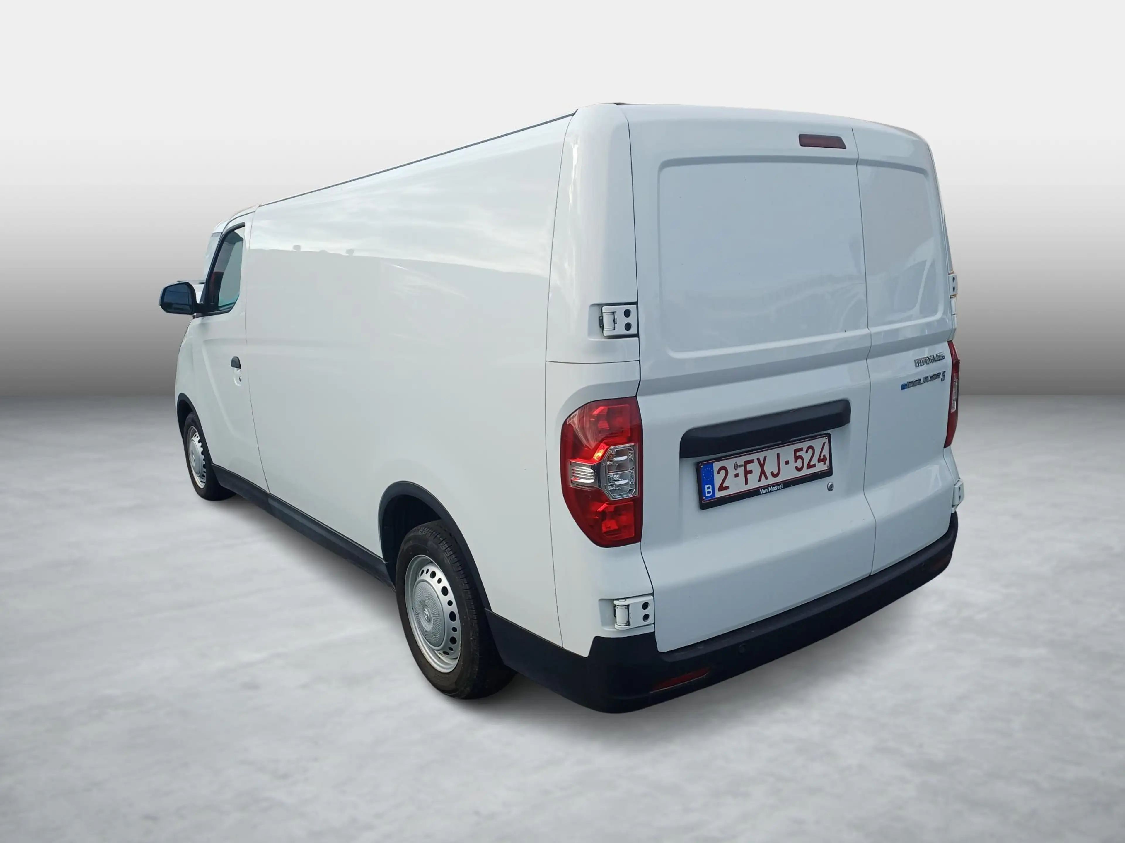 Maxus eDeliver 3 L3 50 kWh — photo 7