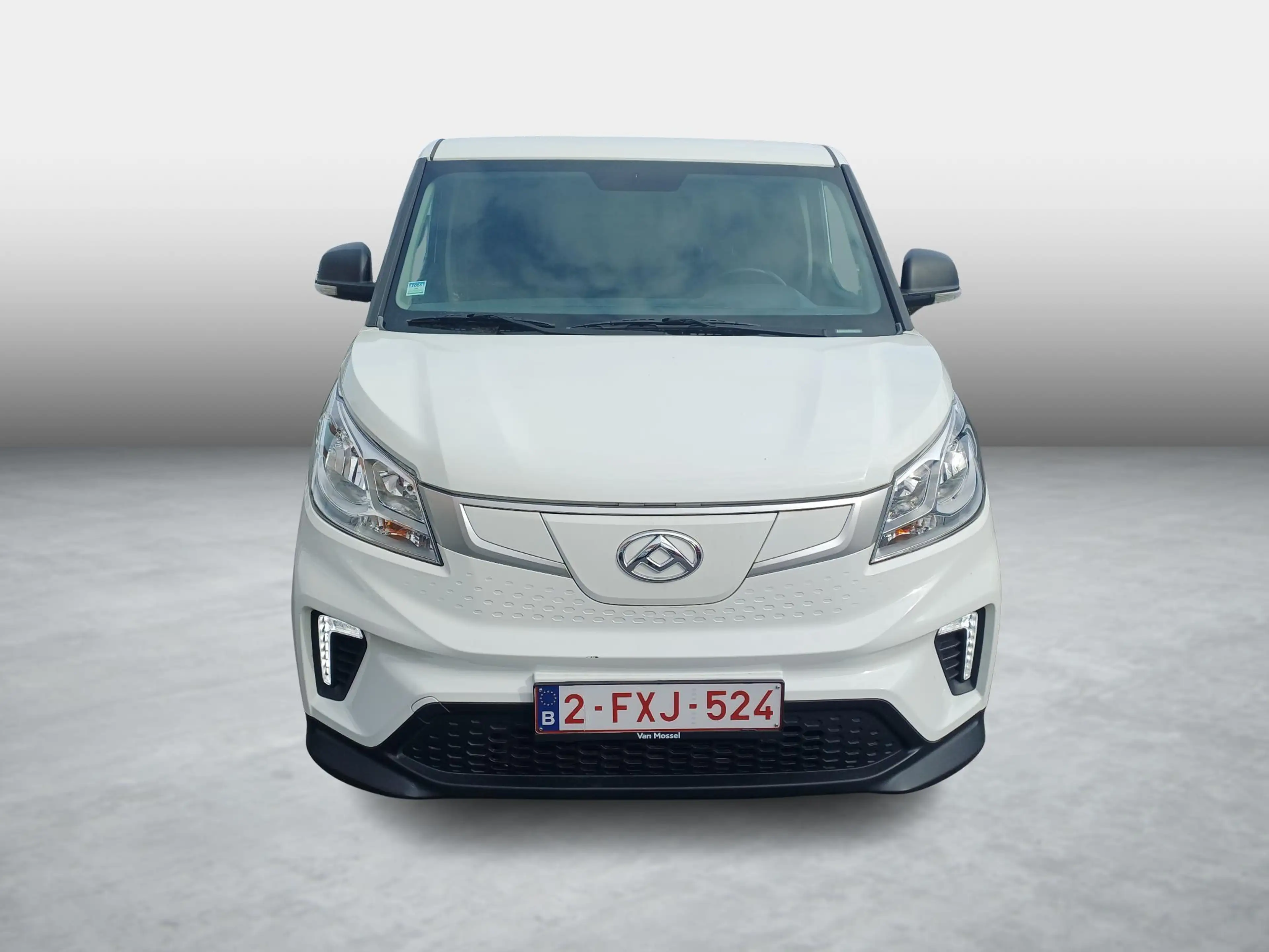 Maxus eDeliver 3 L3 50 kWh — photo 2