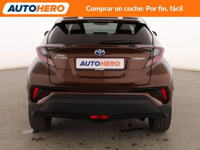 Toyota C-HR view 5