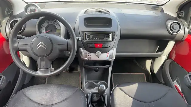 Citroen C1 view 11