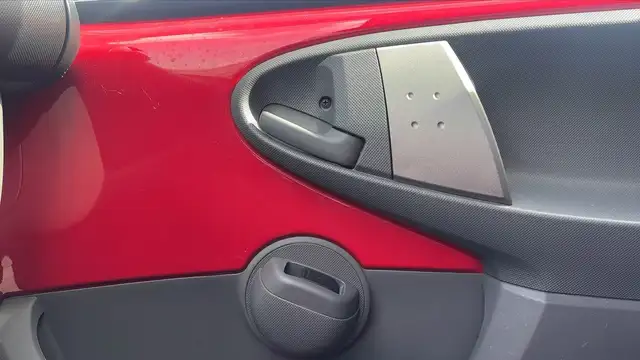 Citroen C1 view 13