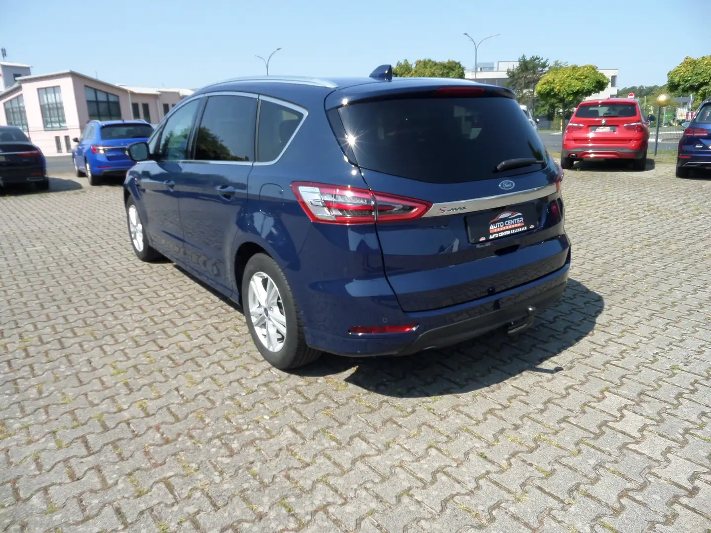 Ford S-Max Titanium+1.Hd+Navi+AHK+SHZ+LED+SpurhA+ACC+Cam v+hi Blau - 2