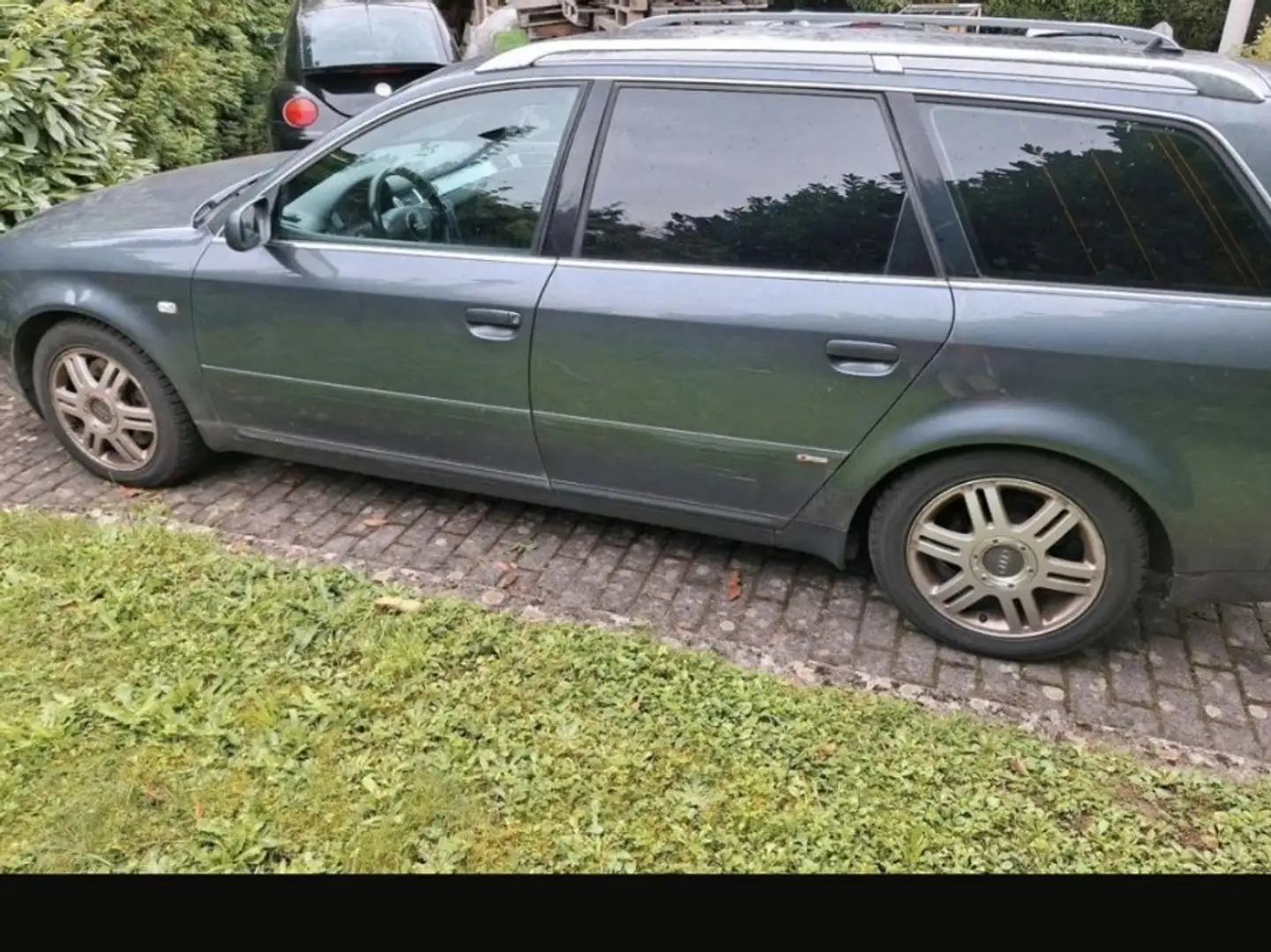 Audi A6 Avant 2.5 TDI - 2