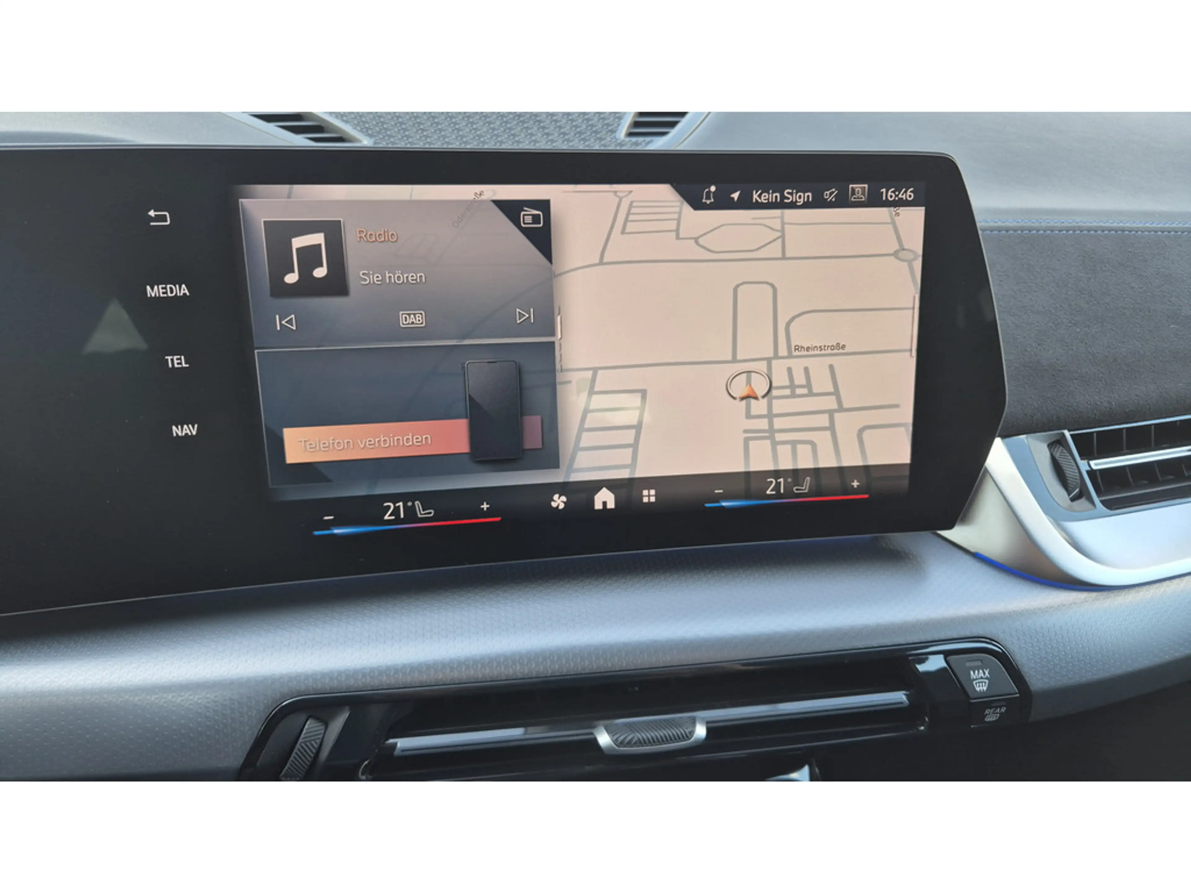 BMW X1 sDrive 18i M-Sport LED+NAVI+KAM+SHZG — photo 10