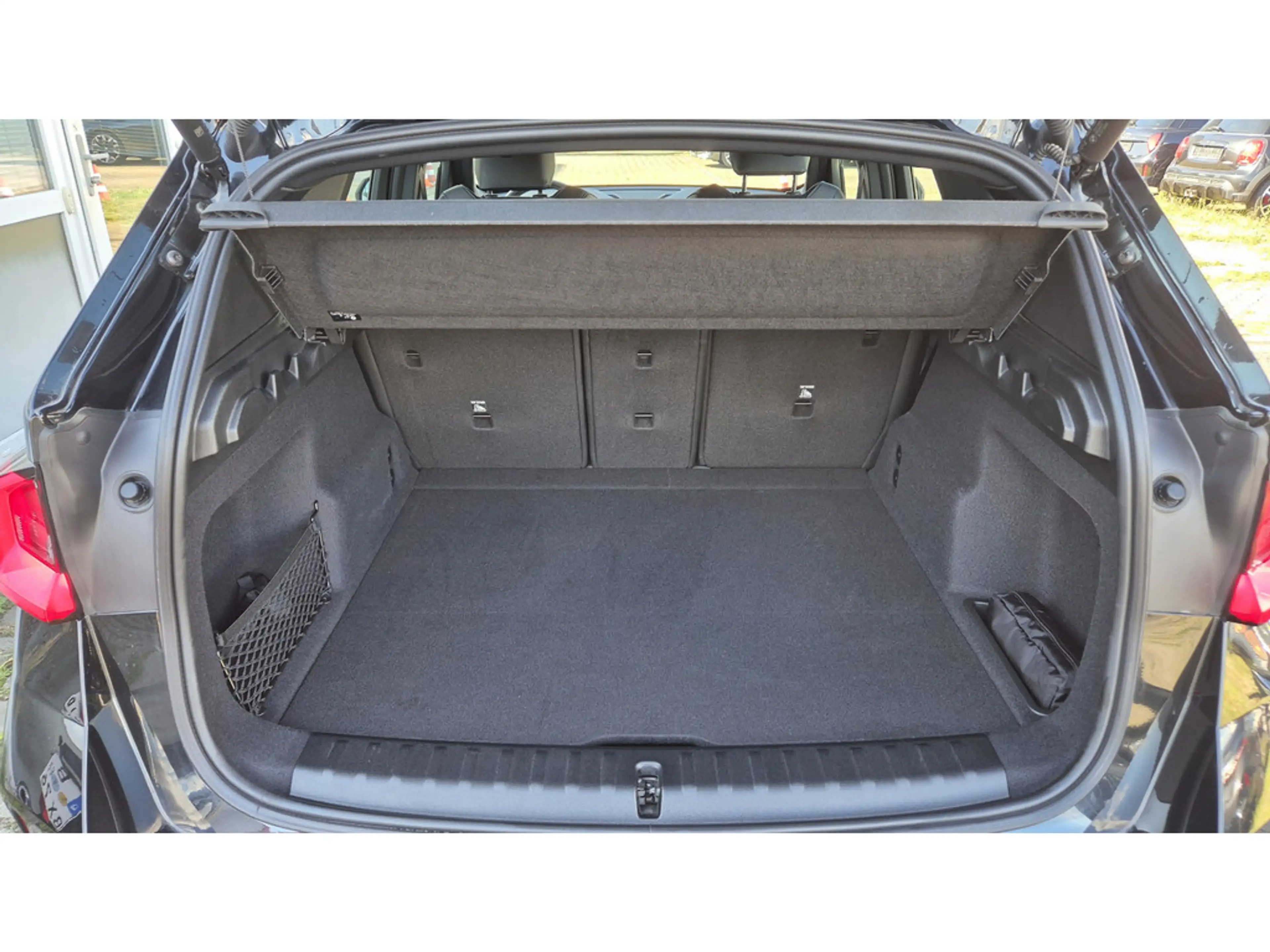 BMW X1 sDrive 18i M-Sport LED+NAVI+KAM+SHZG — photo 14