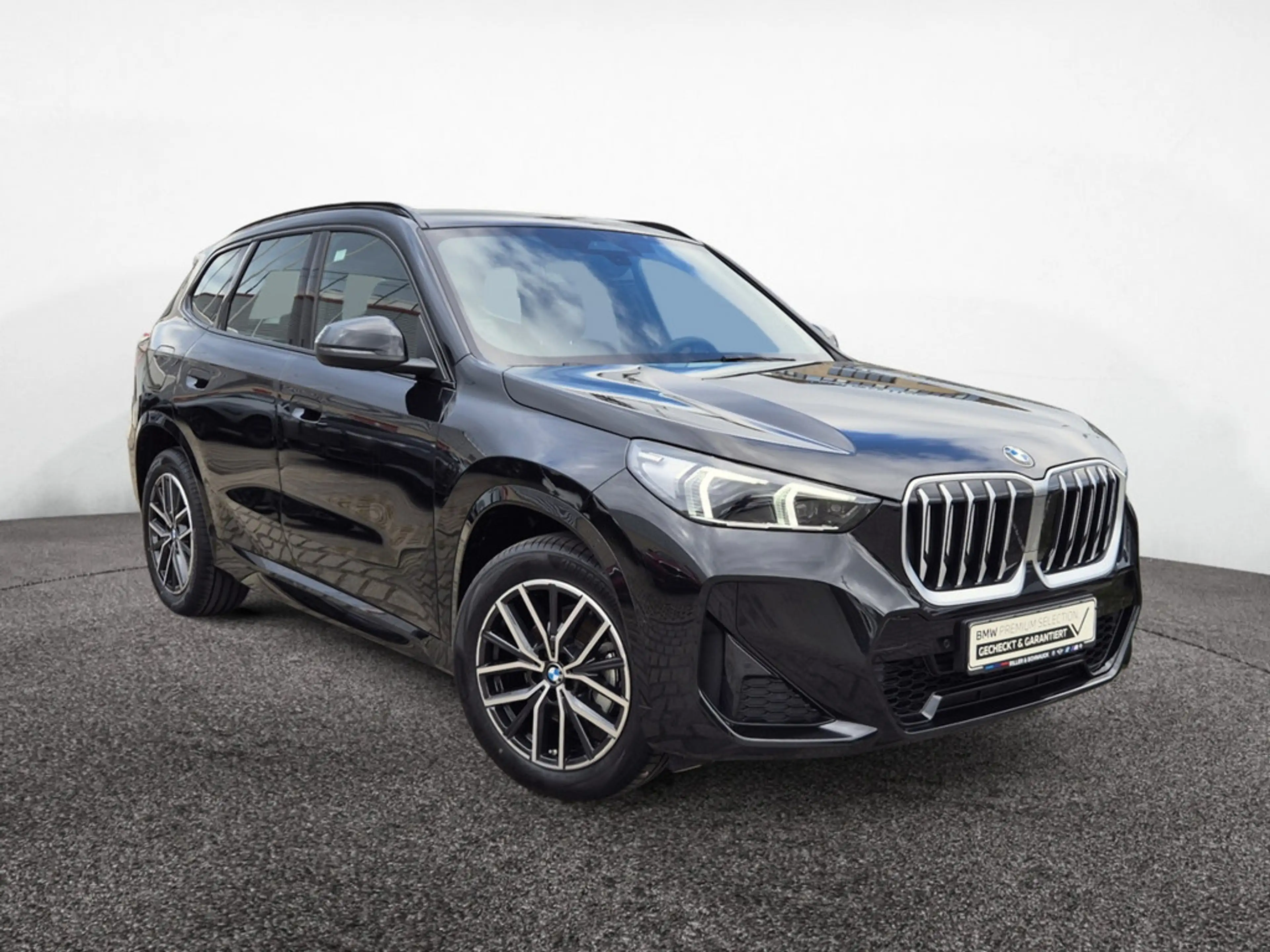 BMW X1 sDrive 18i M-Sport LED+NAVI+KAM+SHZG — photo 3