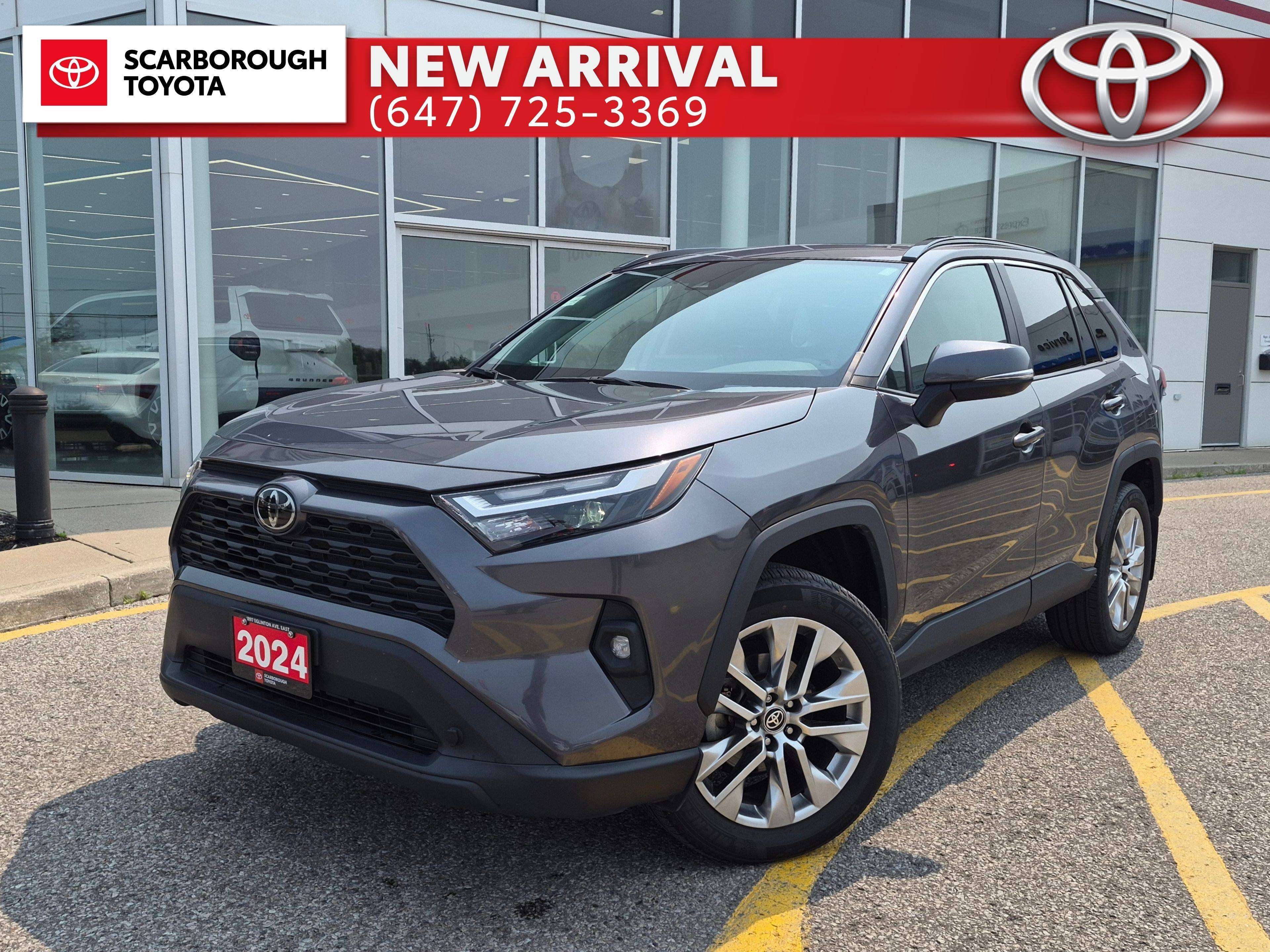 2024 Toyota RAV 4 XLE AWD Premium PKG | Sunroof | Leather