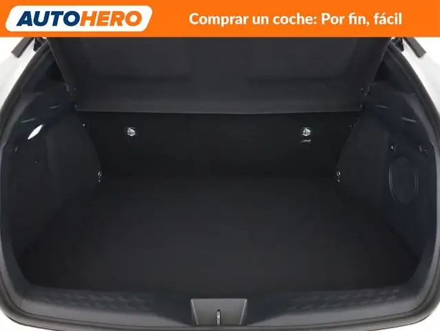Toyota C-HR view 18