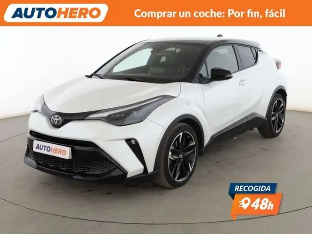 2022 Toyota C-HR in White for sale