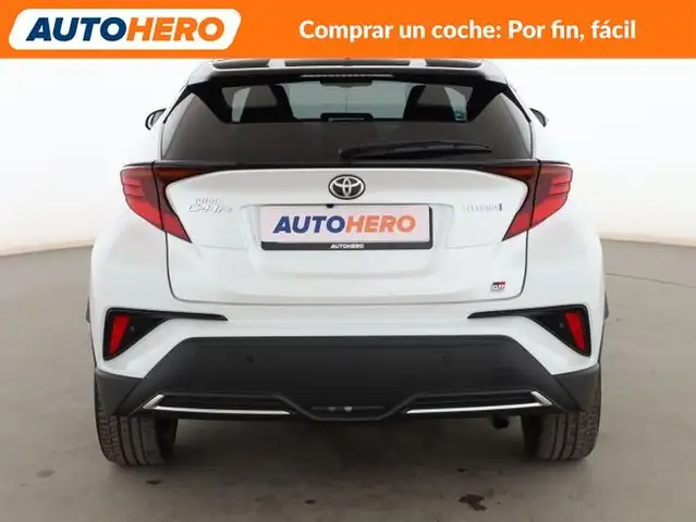 Toyota C-HR view 5