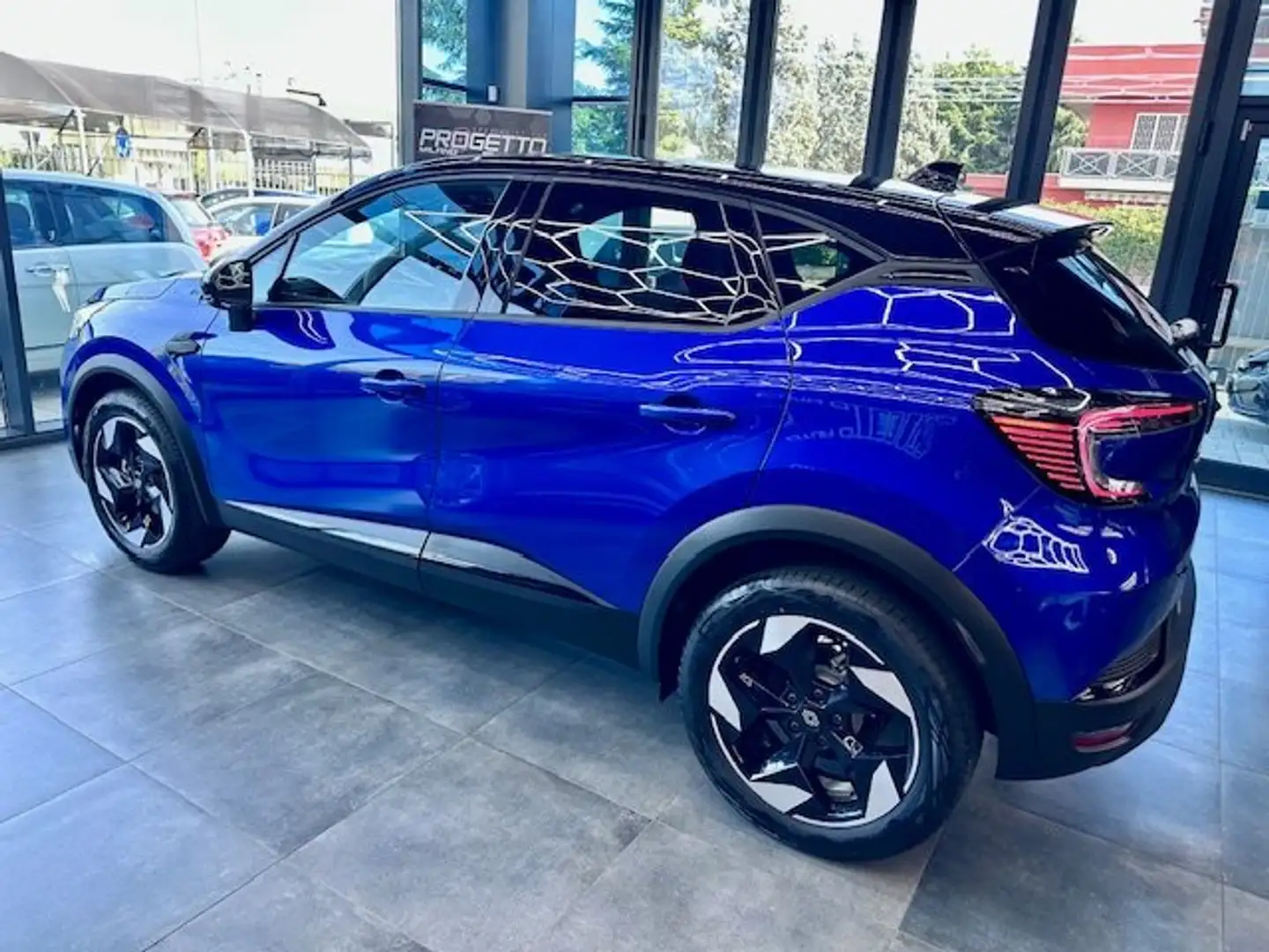 Renault Captur Captur II 2024 1.0 eco-g Techno 100cv Blau - 2