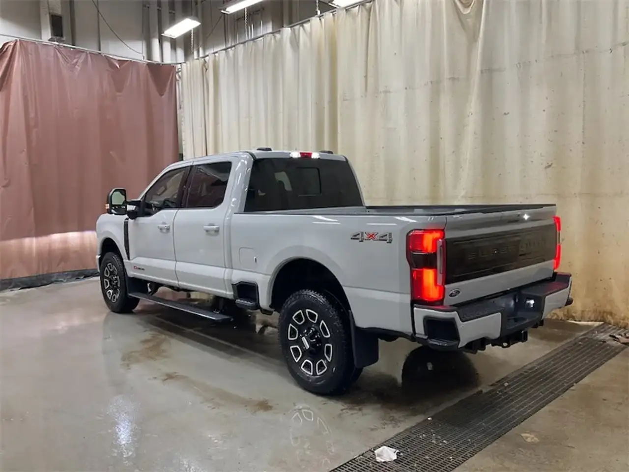Ford F 350 снимка Ford F 350