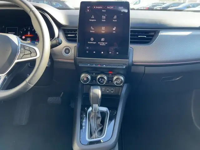 Renault Arkana view 12