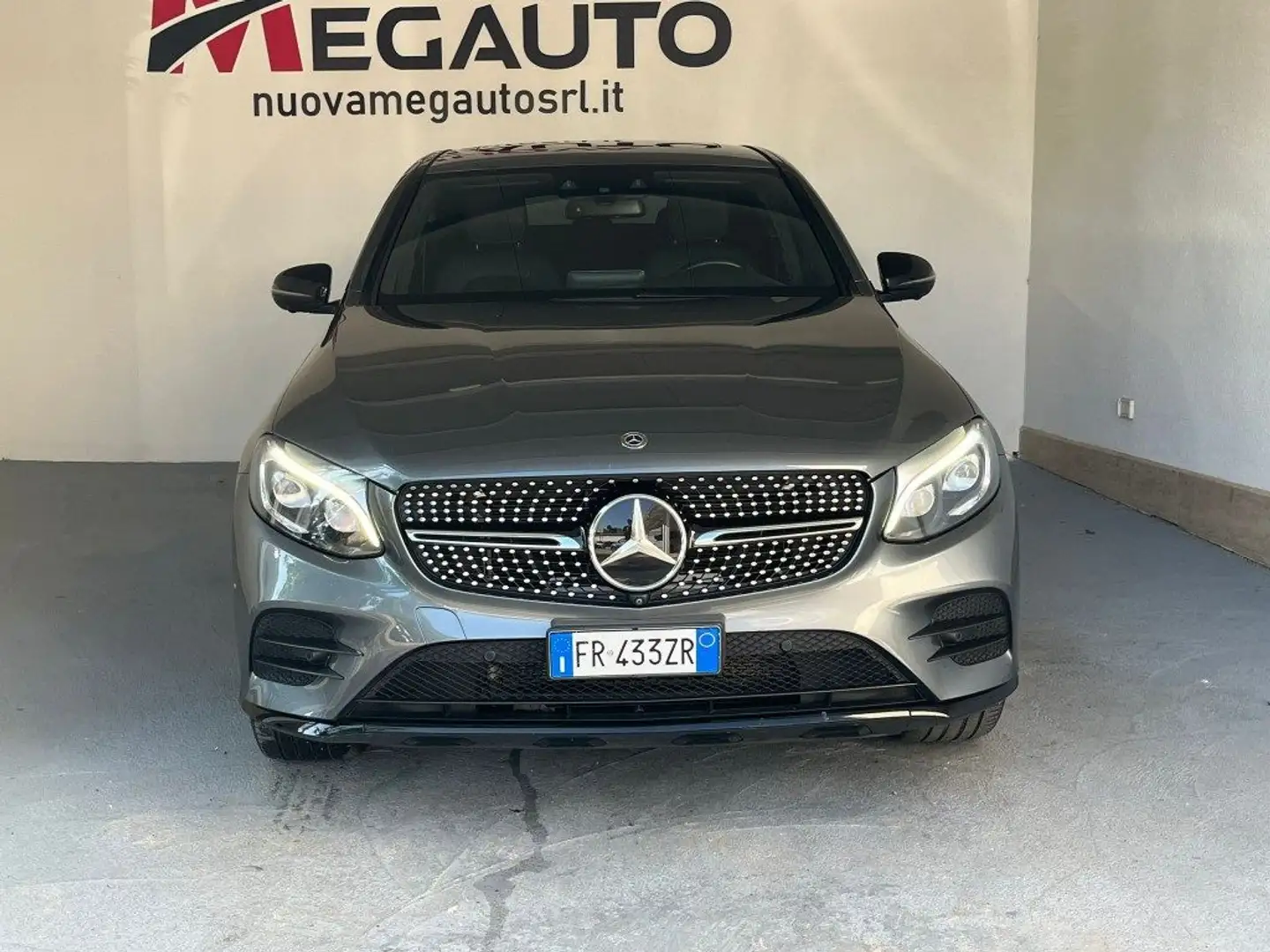 Mercedes-Benz GLC 350 e 4Matic Coupé Premium Gris - 2