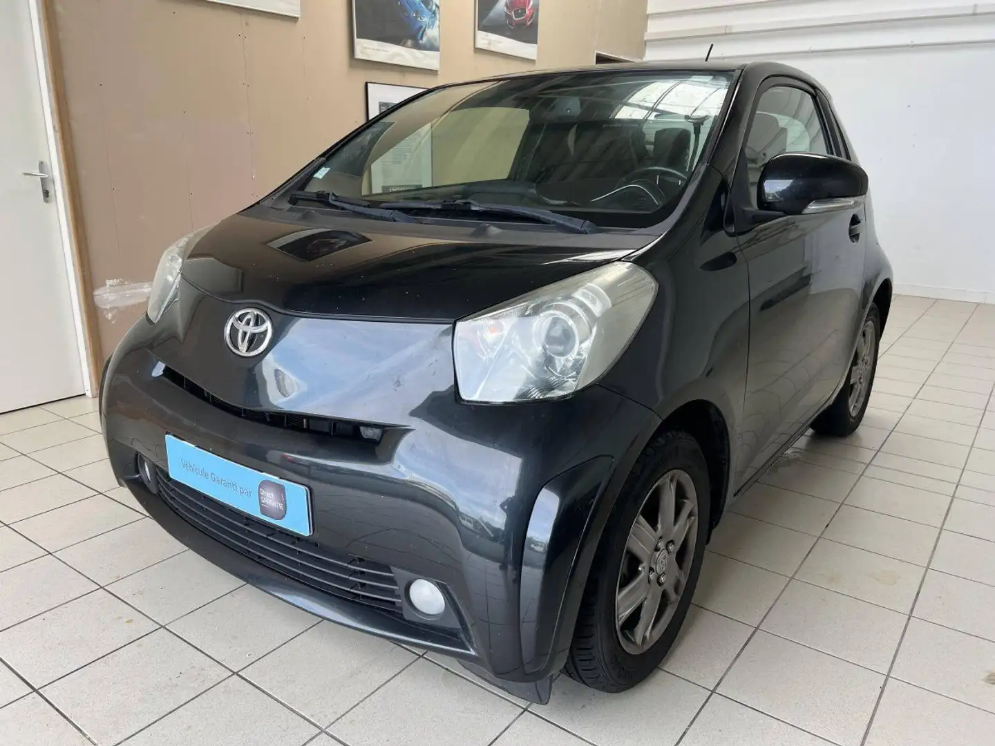 Toyota iQ 68 VVT-i Noir - 1
