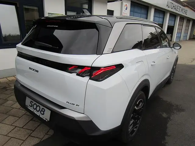 Peugeot 5008 PHEV 1956 e-DCS7 GT Aut. Ansicht 2