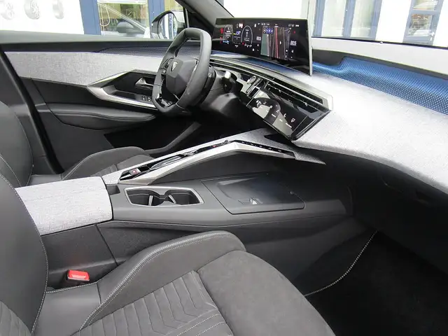 Peugeot 5008 PHEV 1956 e-DCS7 GT Aut. Ansicht 8