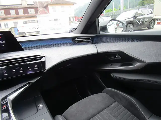 Peugeot 5008 PHEV 1956 e-DCS7 GT Aut. Ansicht 22