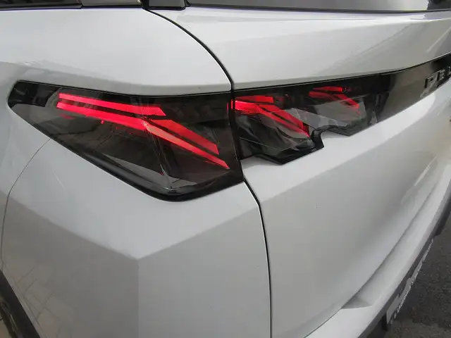 Peugeot 5008 PHEV 1956 e-DCS7 GT Aut. Ansicht 40