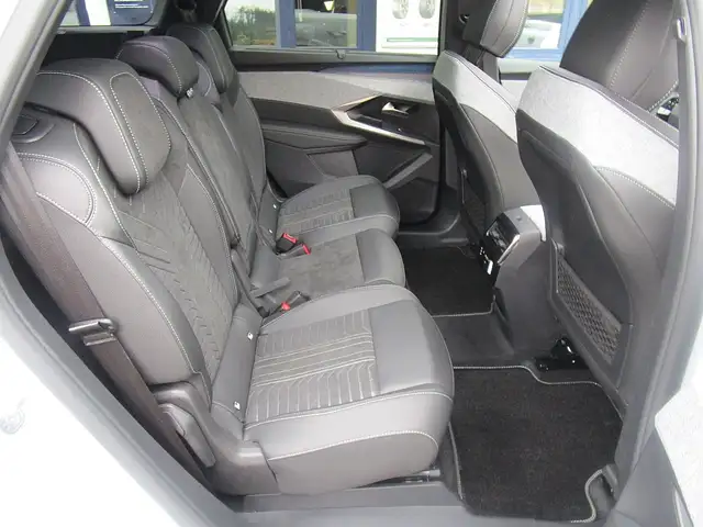 Peugeot 5008 PHEV 1956 e-DCS7 GT Aut. Ansicht 9