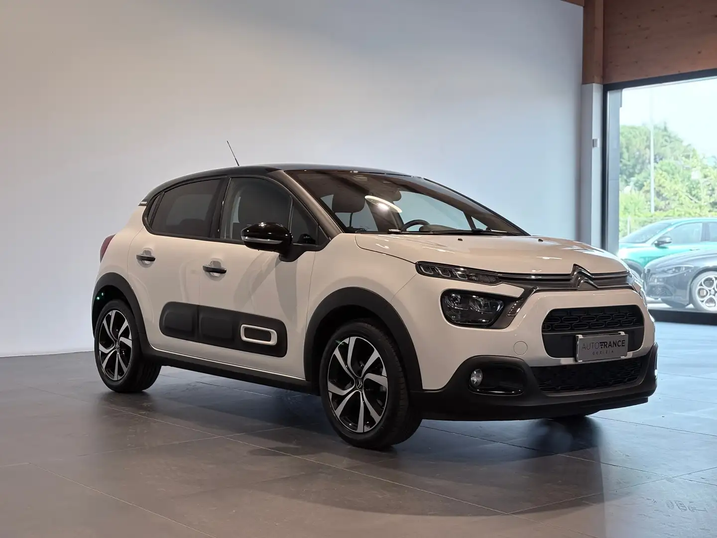 Citroen C3 C3 1.2 puretech Shine Pack s Bianco - 2