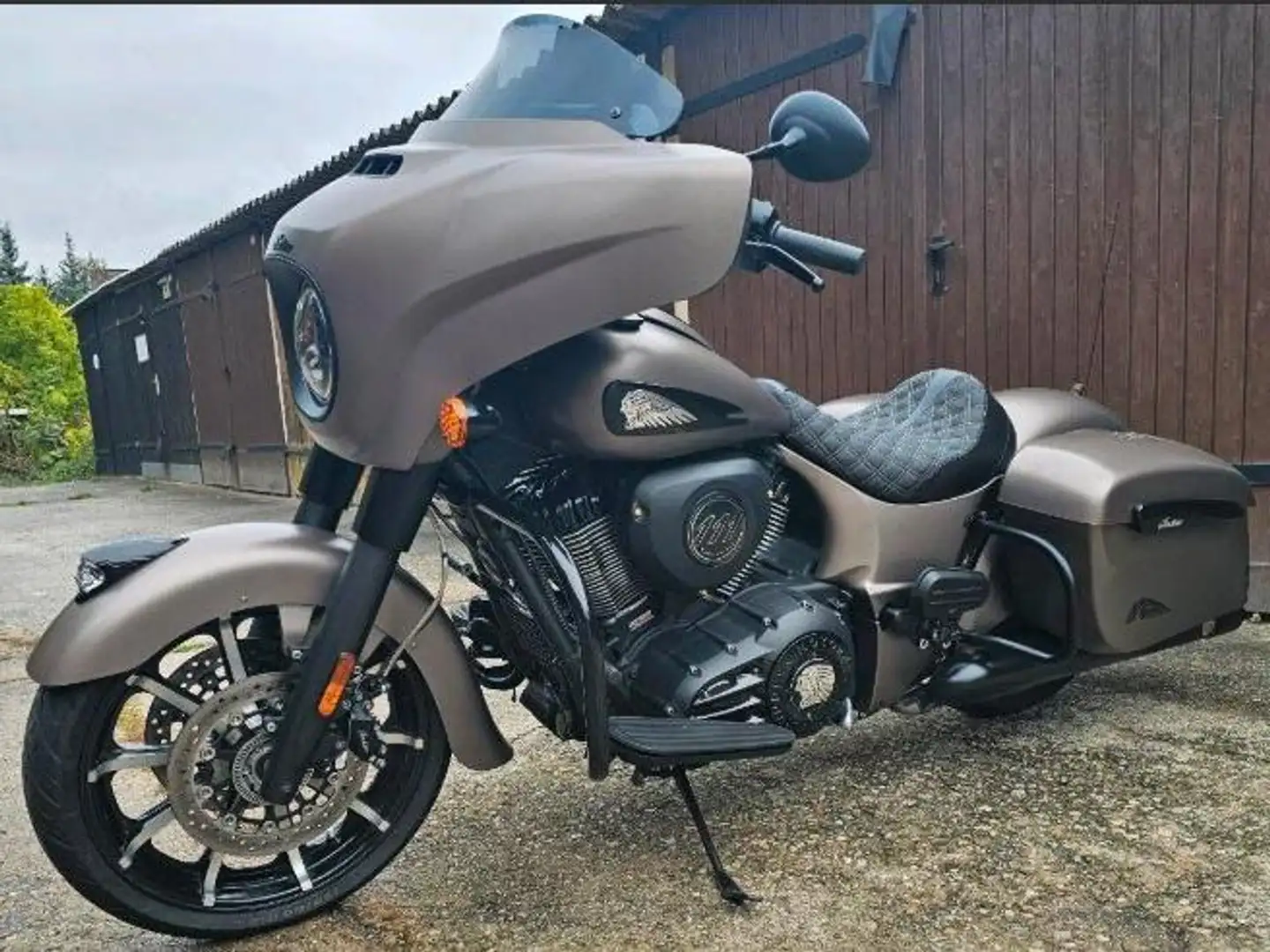 Indian Chieftain Darkhorse Bronzo - 2