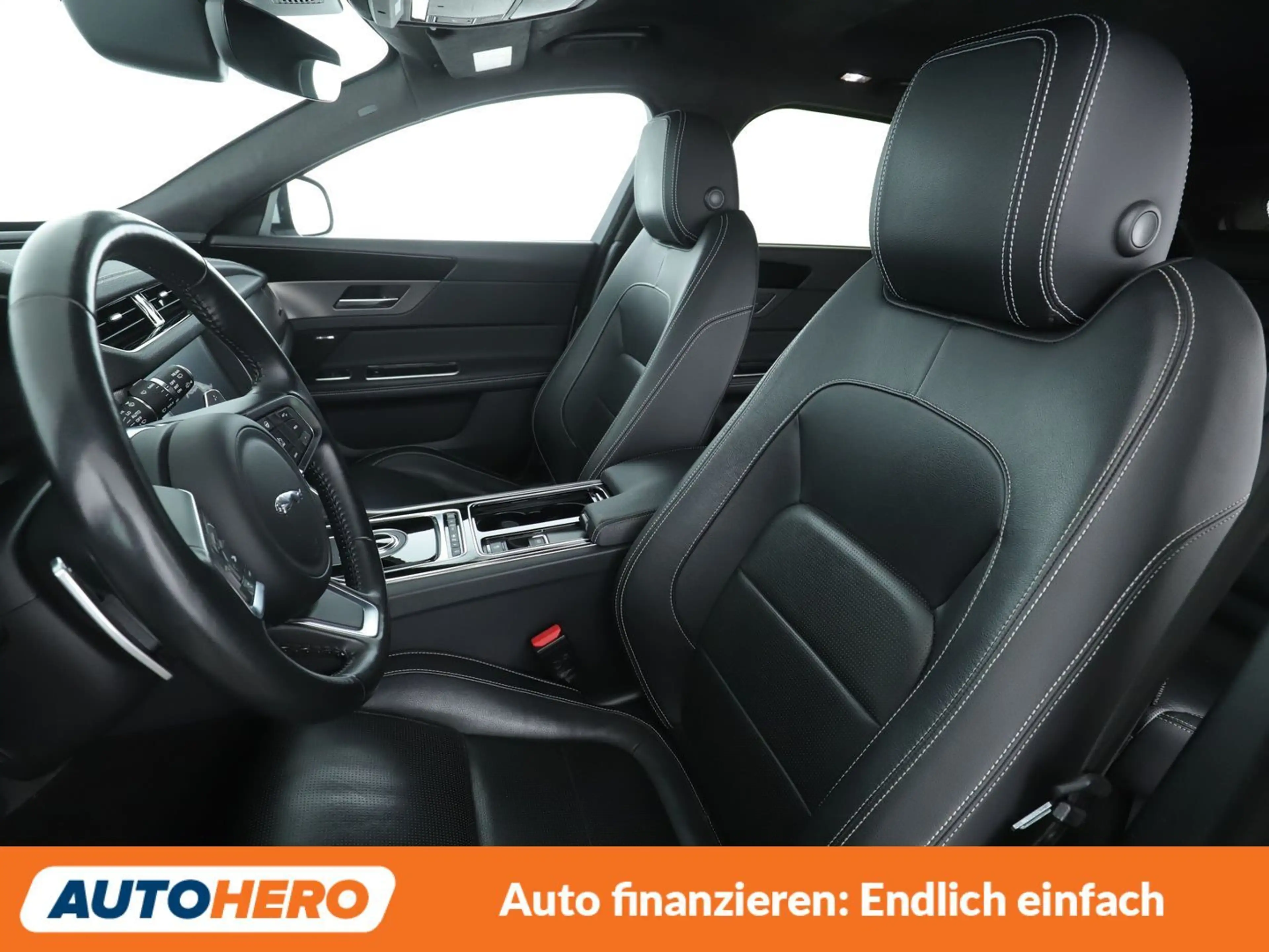 Jaguar XF 25d Chequered Flag AWD Aut.*LED*TEMPO*PLA* — photo 10