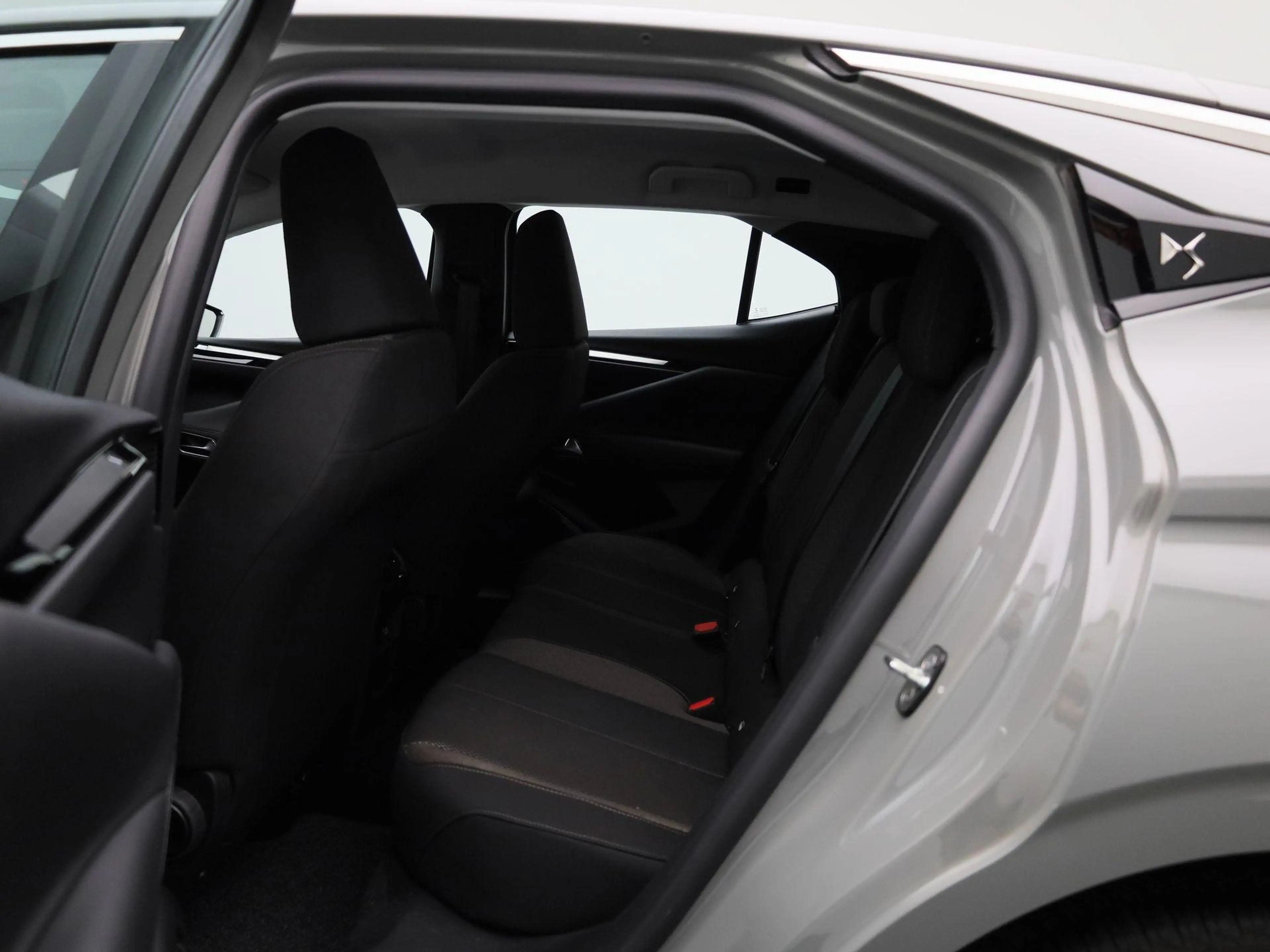 DS Automobiles DS 4 1.2 PureTech Bastille | Camera | PDC V+A | Adaptie — photo 12