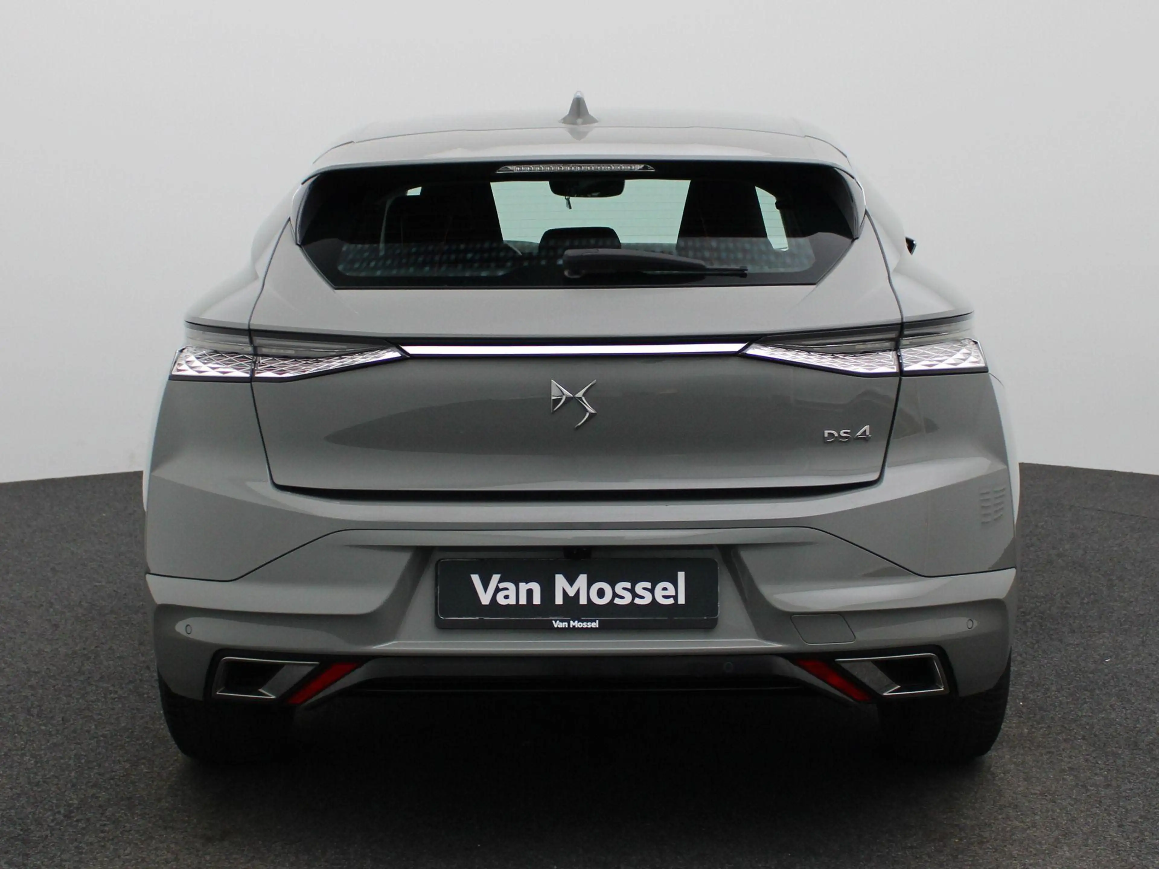 DS Automobiles DS 4 1.2 PureTech Bastille | Camera | PDC V+A | Adaptie — photo 6