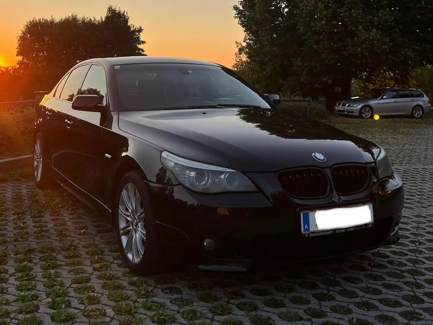 BMW 525 525d (3.0L) xdrive M-Paket Schwarz - 1