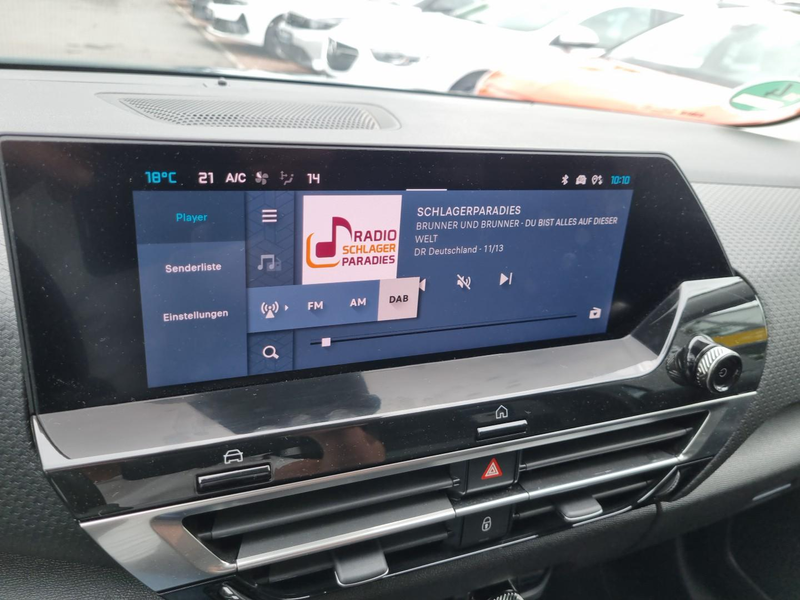 Citroen C4 1.2 Shine LED/Navi/HUD/SHZ/180°Kamera/Allwetter — photo 13