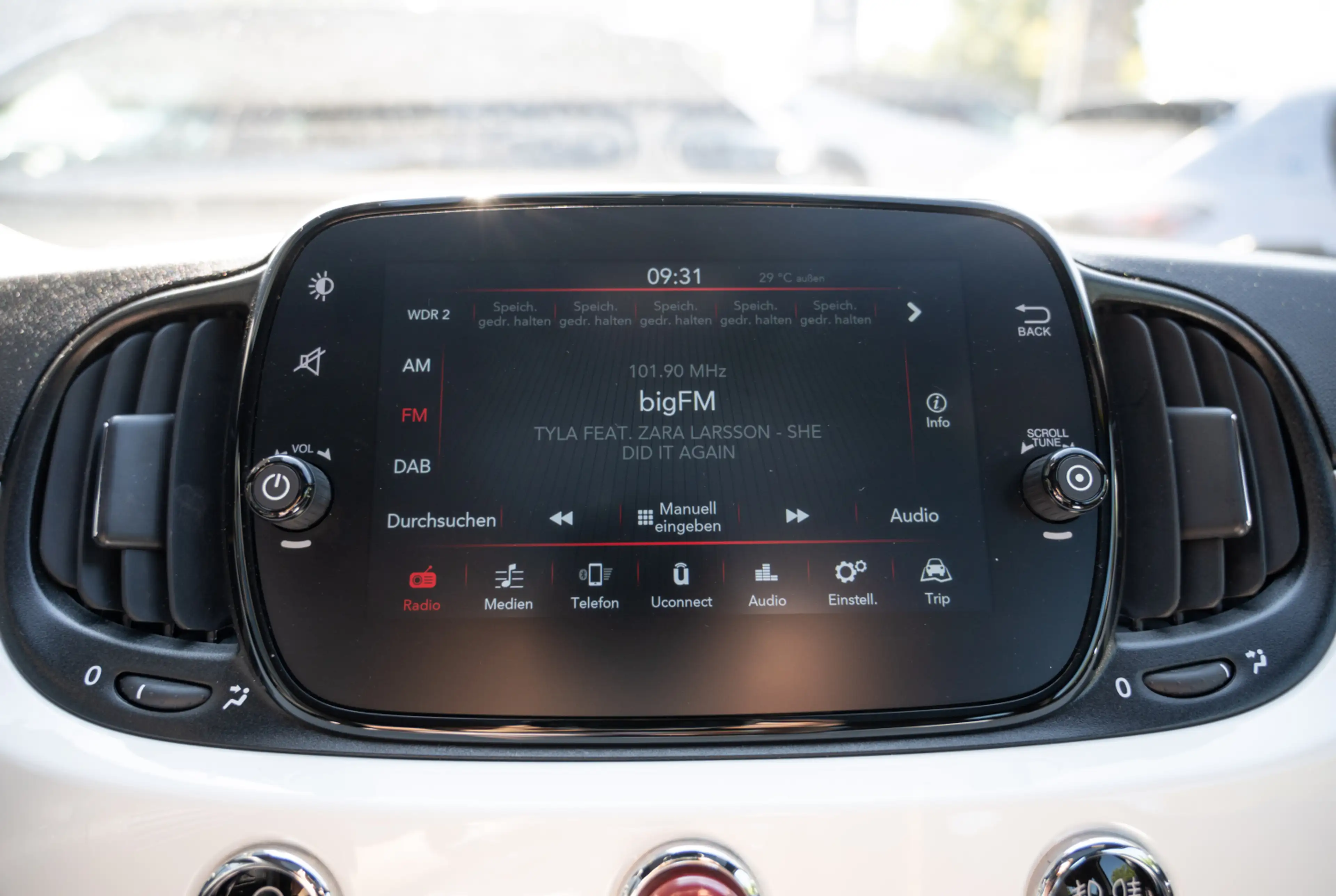 Fiat 500 Dolcevita 1.0 GSE N3 Hybrid 70 *KOMFORT-PAKET*PANORAMADACH* — photo 8
