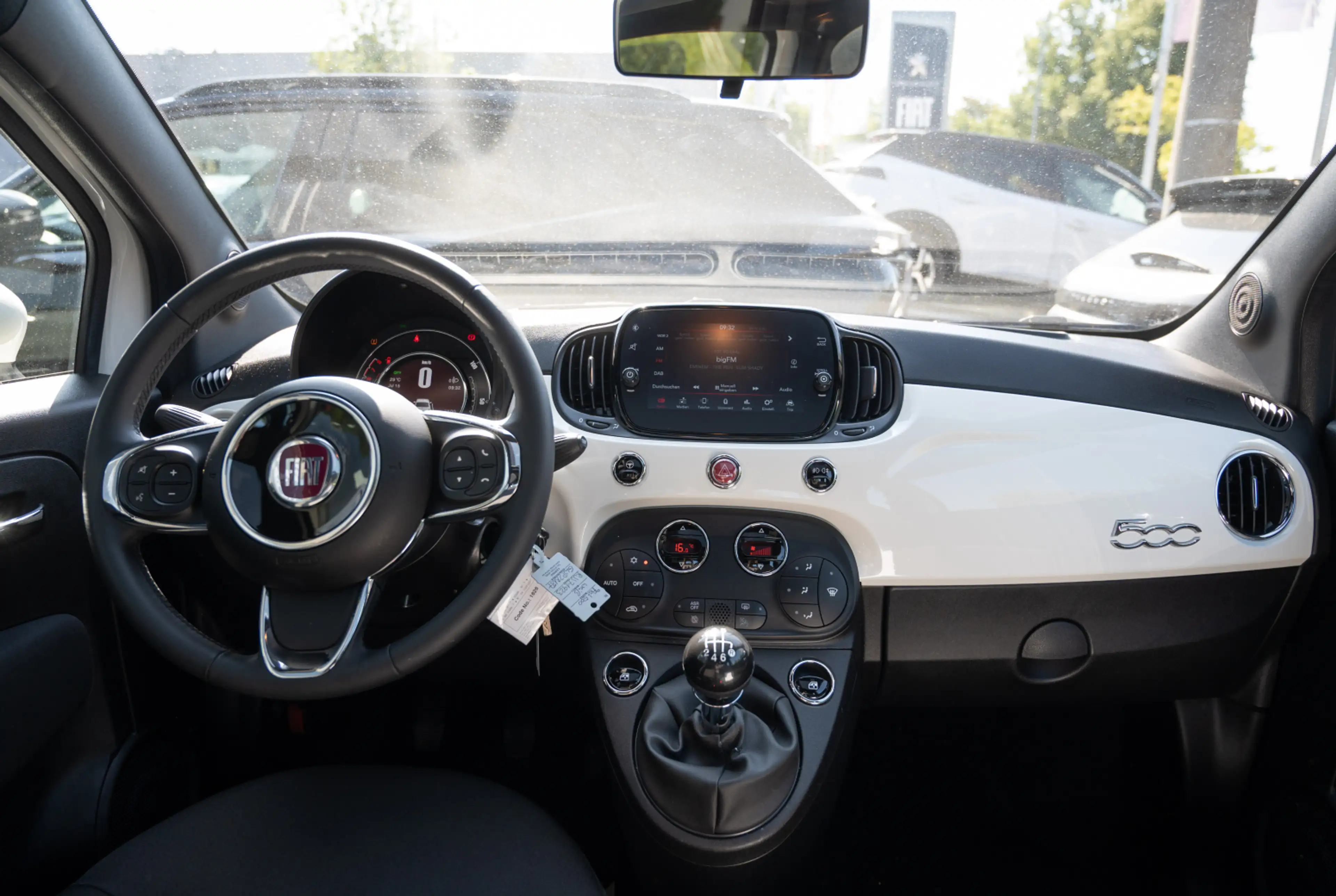 Fiat 500 Dolcevita 1.0 GSE N3 Hybrid 70 *KOMFORT-PAKET*PANORAMADACH* — photo 4