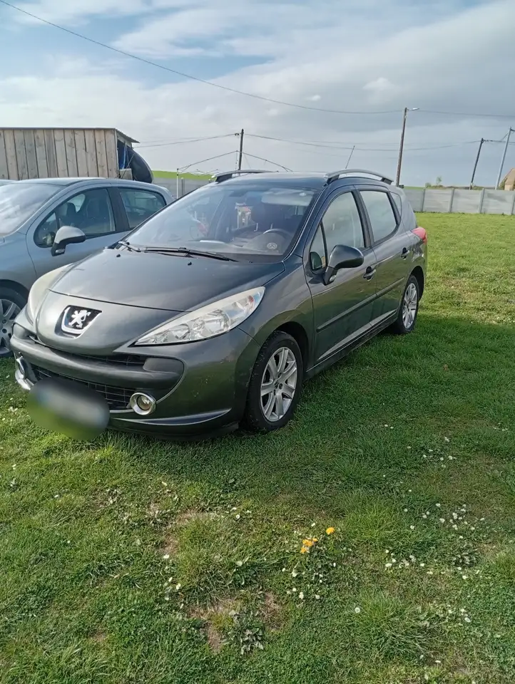Peugeot 207 SW 1.6 VTi 16V 120ch Premium Outdoor