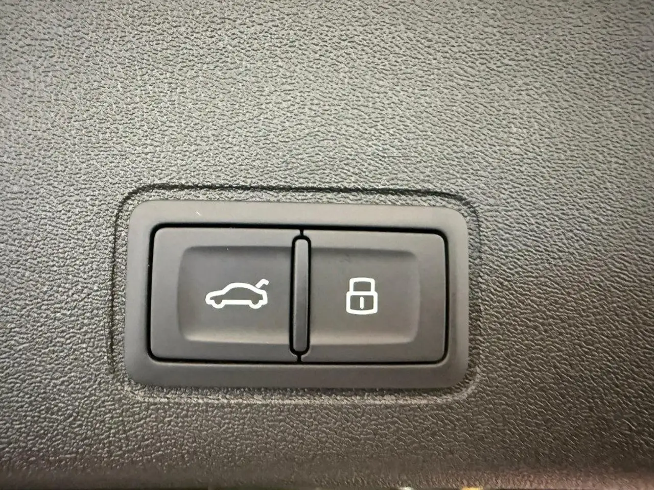 Audi Q3 TDI S tronic S Line edition KM0 - NAVI - TECH PLUS 19