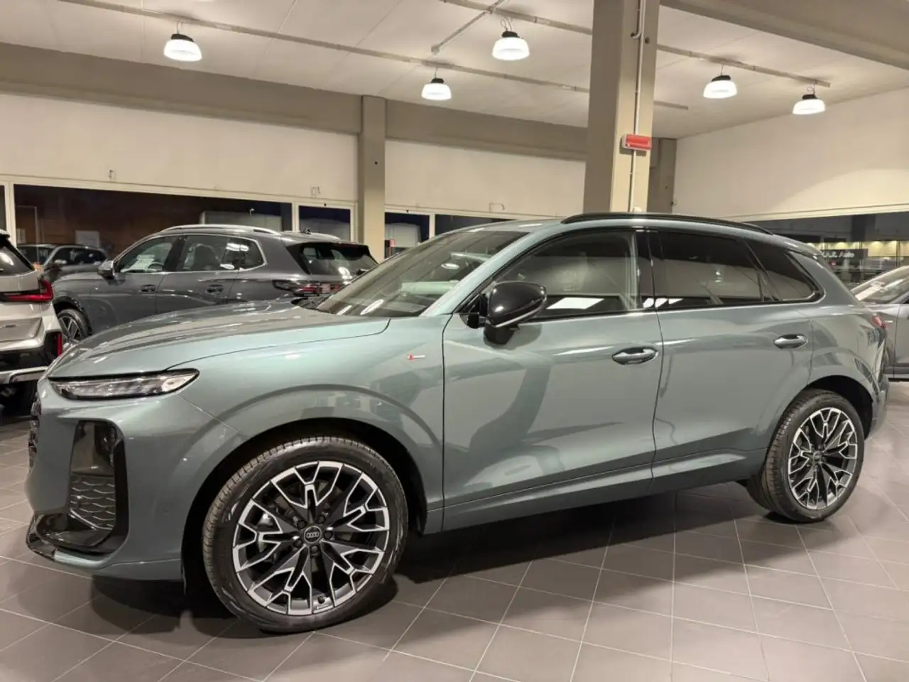 Audi Q3 TDI S tronic S Line edition KM0 - NAVI - TECH PLUS 7