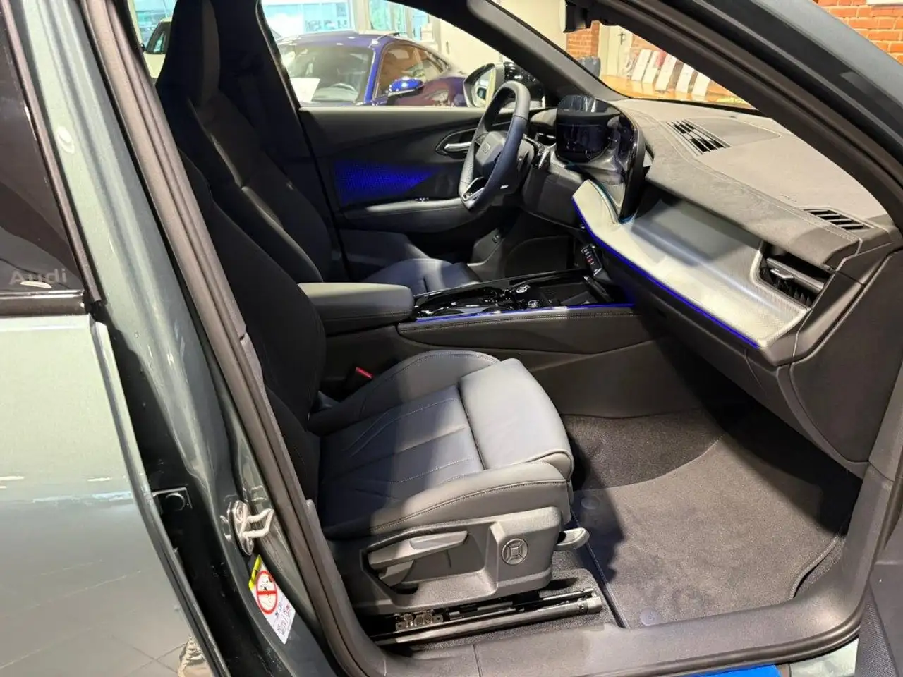 Audi Q3 TDI S tronic S Line edition KM0 - NAVI - TECH PLUS 12