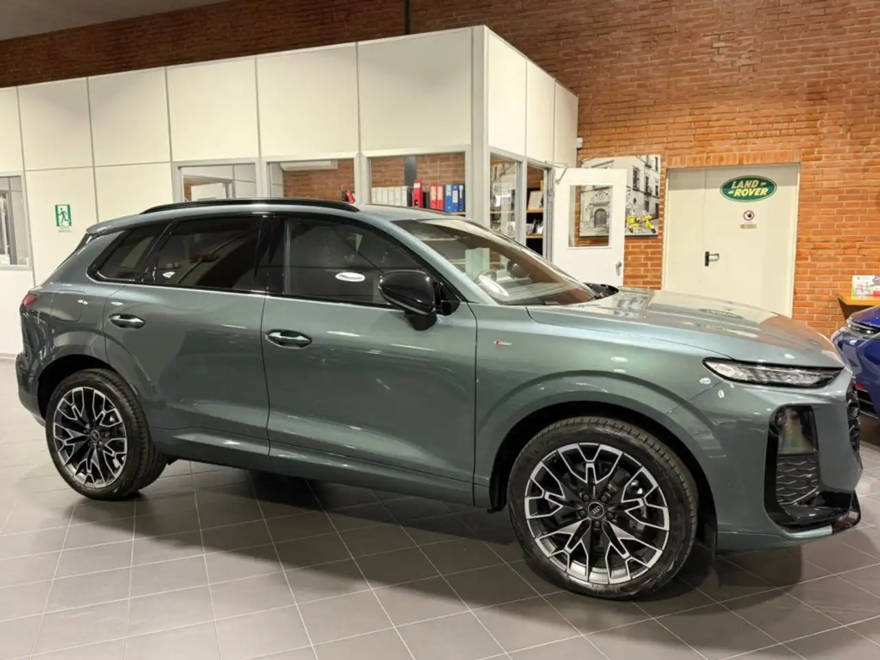 Audi Q3 TDI S tronic S Line edition KM0 - NAVI - TECH PLUS 4