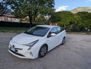 Prius IV 2016 1.8h Active ecvt my18