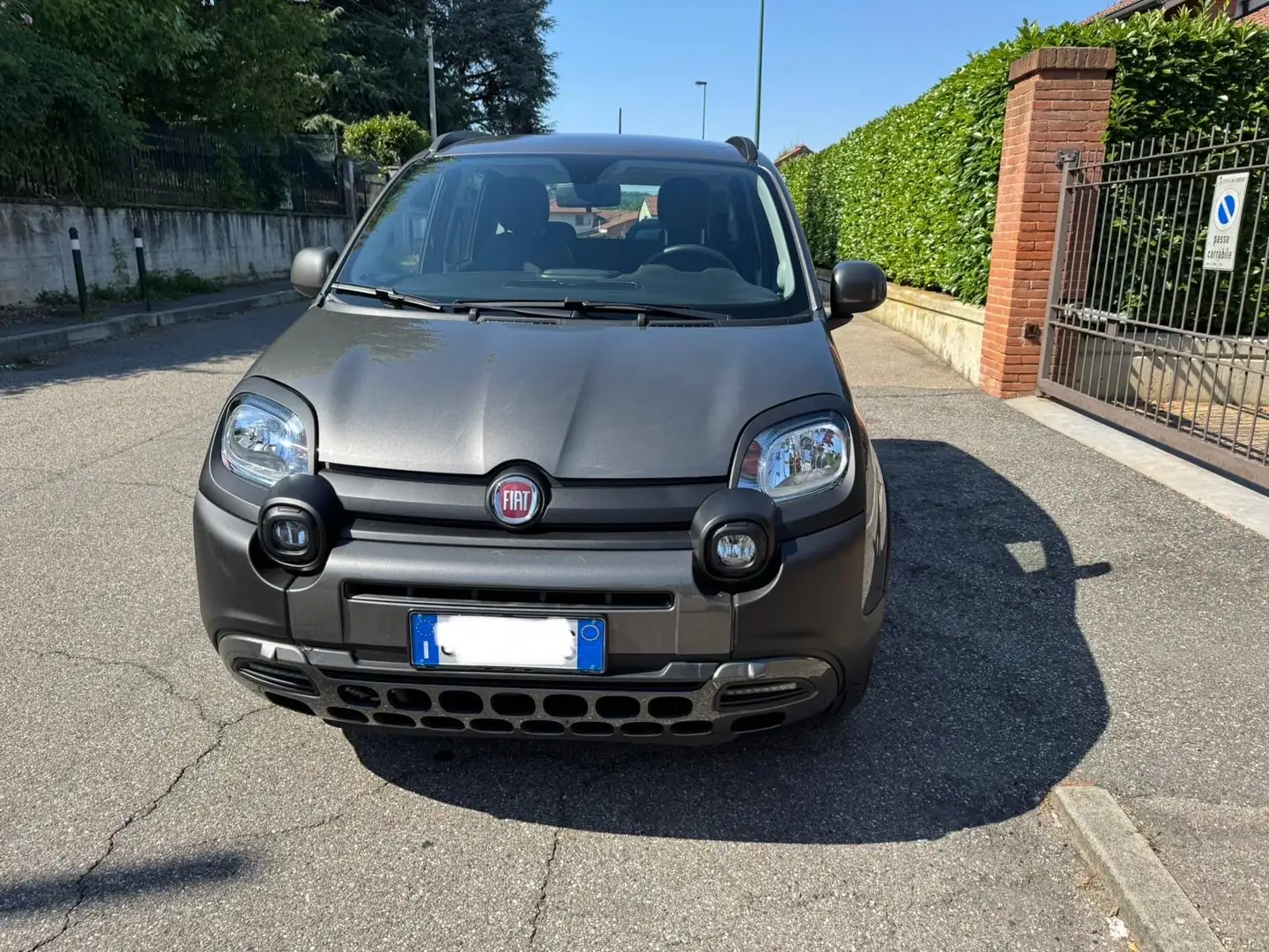 Fiat Panda 1.0 hybrid City Cross s&s 70cv Gris - 1
