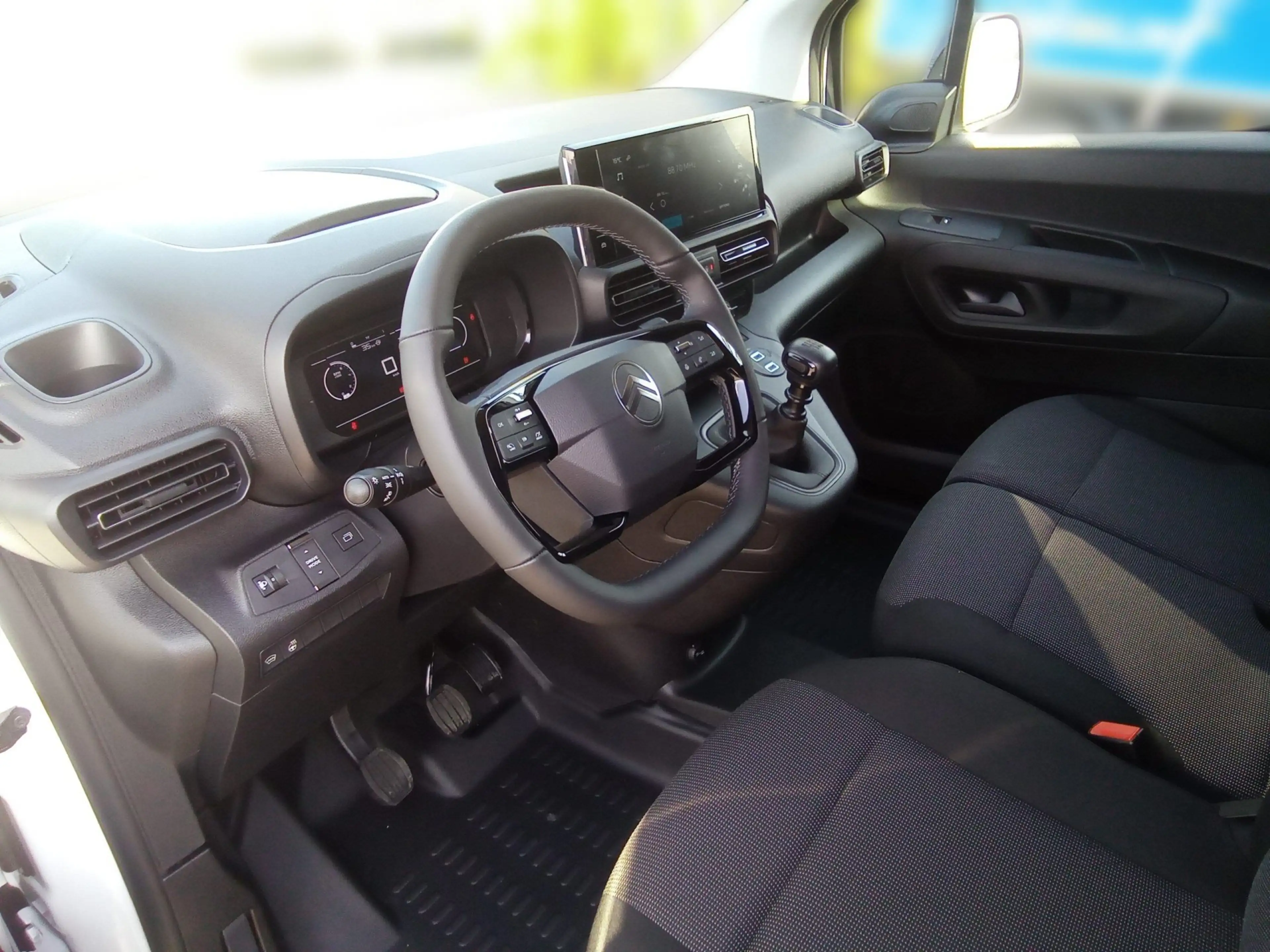 Citroen Berlingo KW M BHDi 100 — photo 9