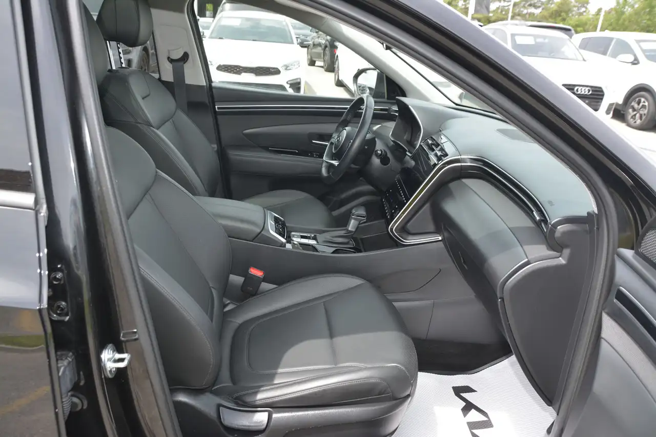Hyundai TUCSON снимка Hyundai TUCSON