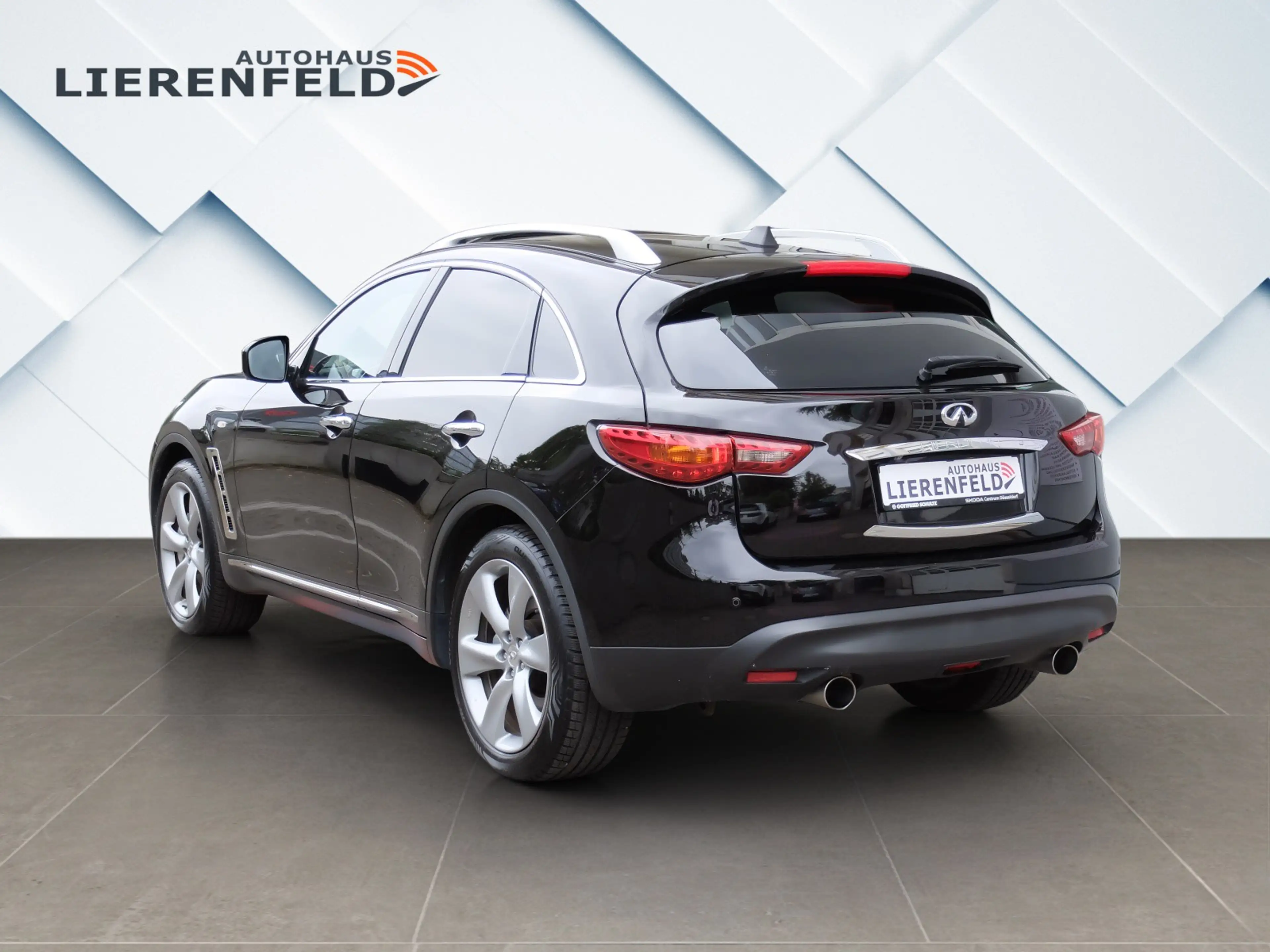 Infiniti FX 30d GT Scheckheftgepflegt — photo 6