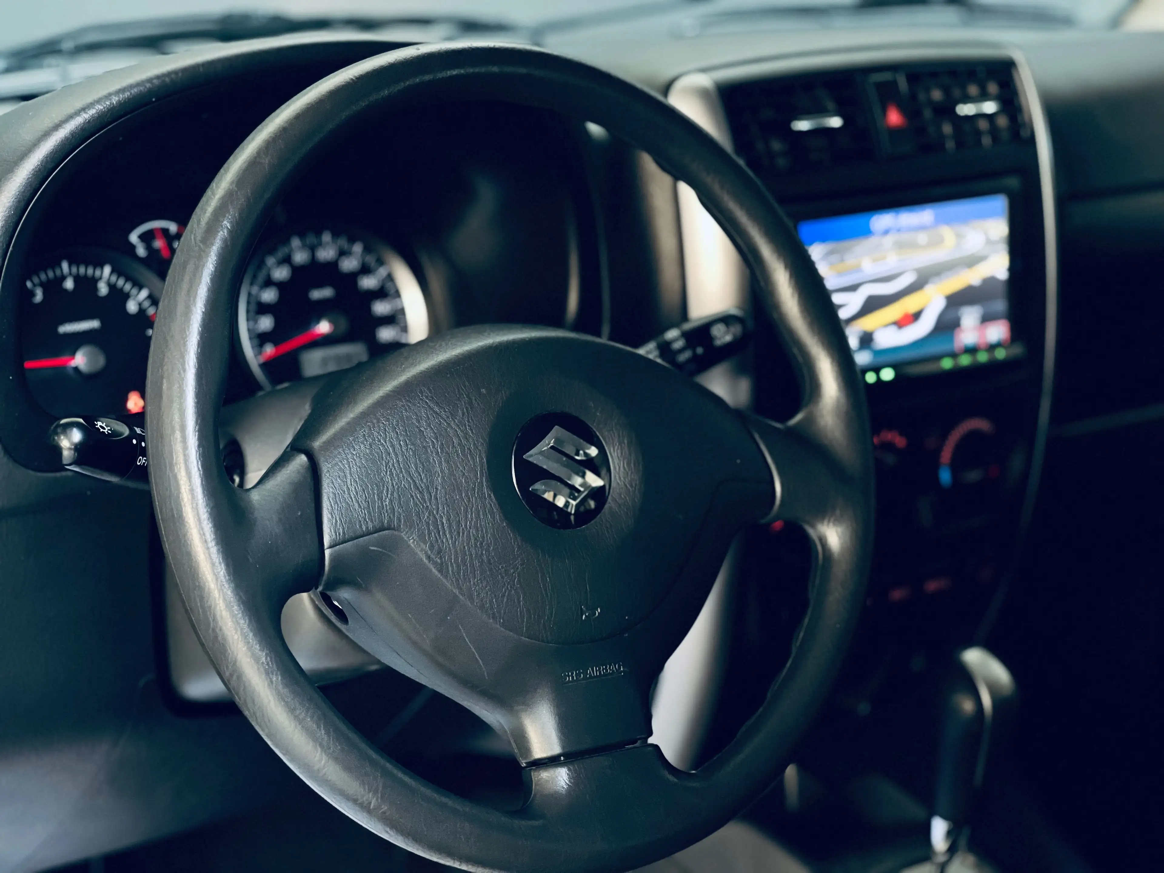 Suzuki Jimny 1.3i **AUTOMATIQUE**GPS**CLIMATISATION** — photo 11